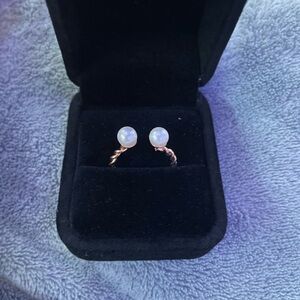 Elegant Pearl Twist Ring